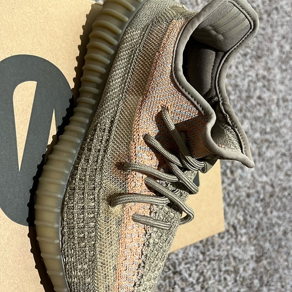 Used 2 times Adidas Yeezy in perfect condition - Picture 1 of 4